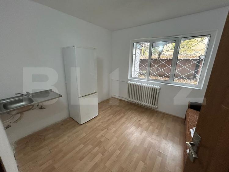 Apartament 2 camere, 32 mp, zona Nicolina - 3