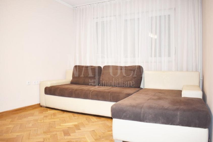 Apartament cu 4 camere decomandat în Rogerius