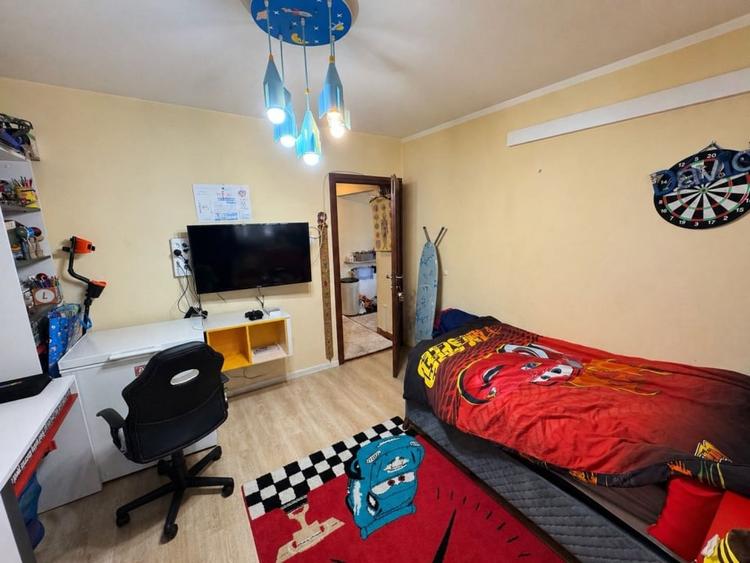 Apartament cu 2 camere decomandat, mobilat în Hotvon