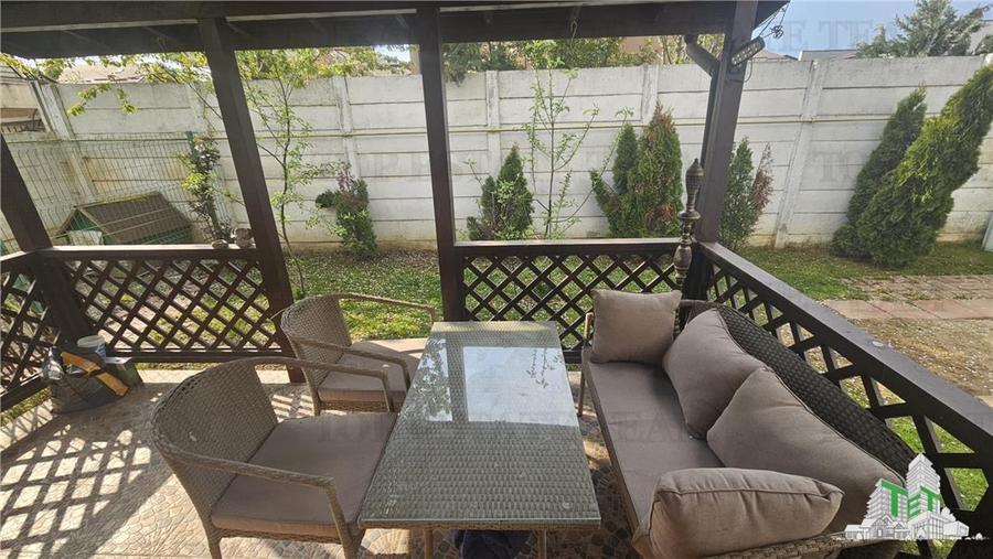 Duplex cu 4 camere cu Canalizare în Chiajna