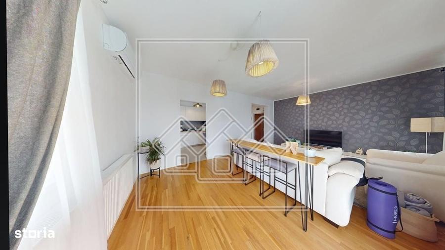 Apartament cu 3 camere decomandat în Șelimbăr