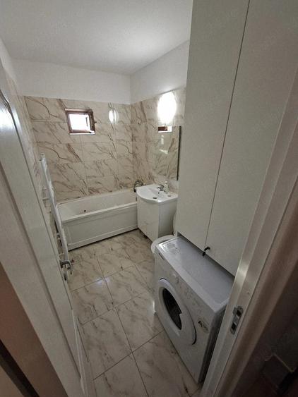 Apartament cu 3 camere decomandat în Gară