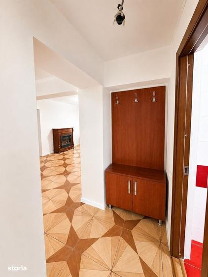 Apartament cu 4 camere în Ultracentral