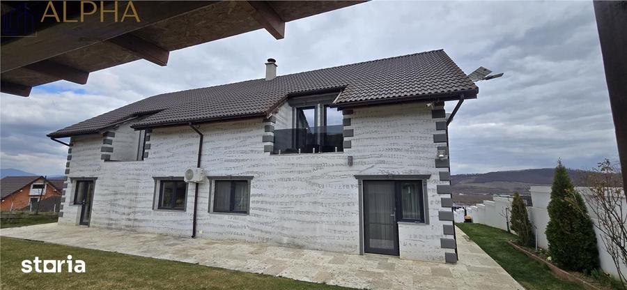 Casă cu 5 camere cu Teren 1450 Mp în Viișoara