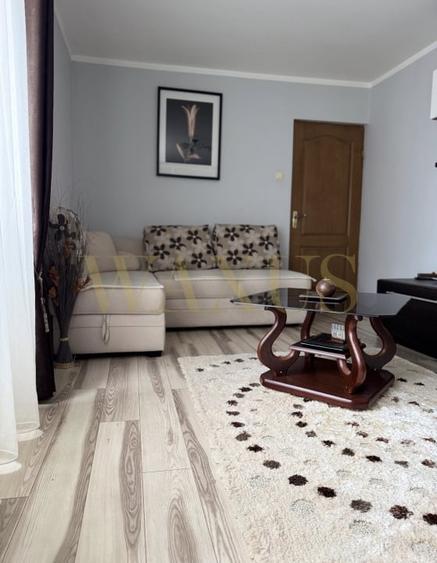 Apartament cu 2 camere decomandat, mobilat în Central