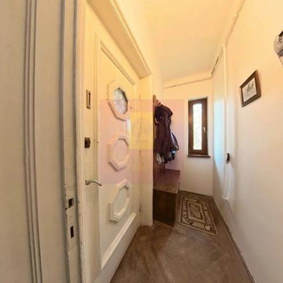 Apartament cu 3 camere decomandat în Cotroceni