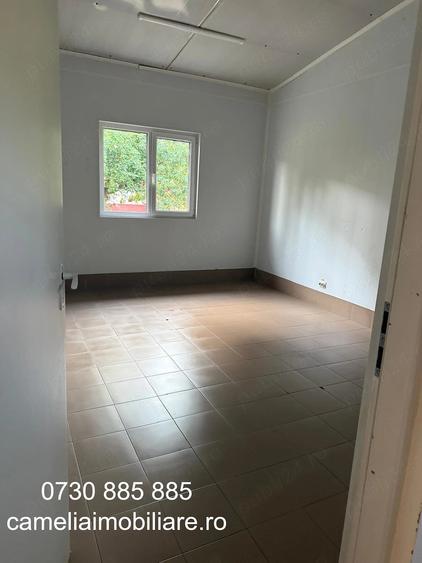 Spațiu comercial, de 300 mp, în Central