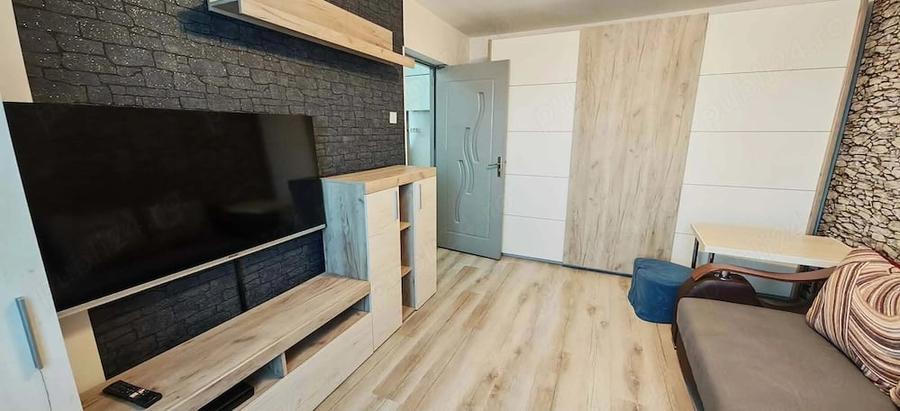 Apartament cu 2 camere decomandat în Brâncoveanu