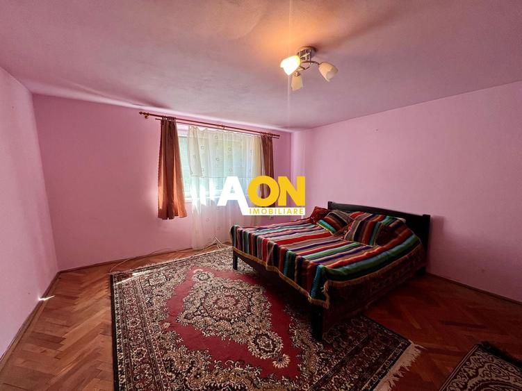 Casă individuală cu 3 camere cu Canalizare în Pianu de Sus
