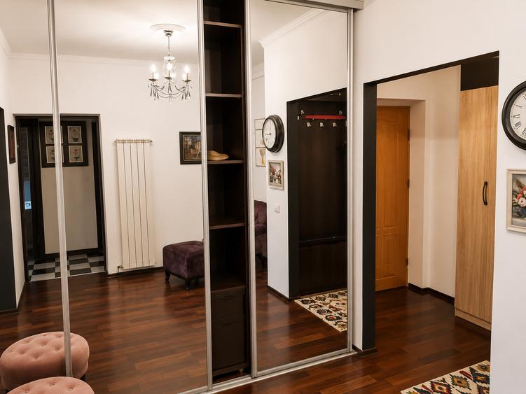 Apartament cu 2 camere decomandat, mobilat în Ultracentral