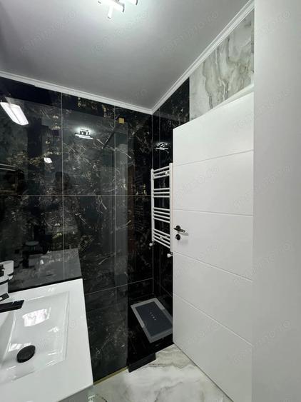 Apartament cu 2 camere decomandat în Palazu Mare