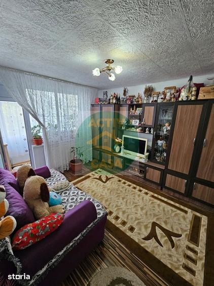 DEVANZARE Apartament cu 3camere decomandate - 7
