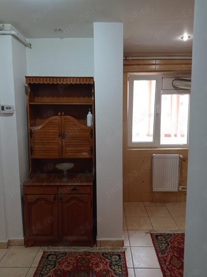 Apartament cu 2 camere decomandat în Drumul Taberei