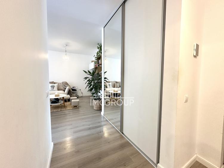 Apartament cu 2 camere semidecomandat în Florești