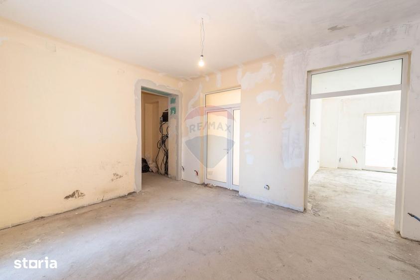 Apartament cu 4 camere în Eminescu