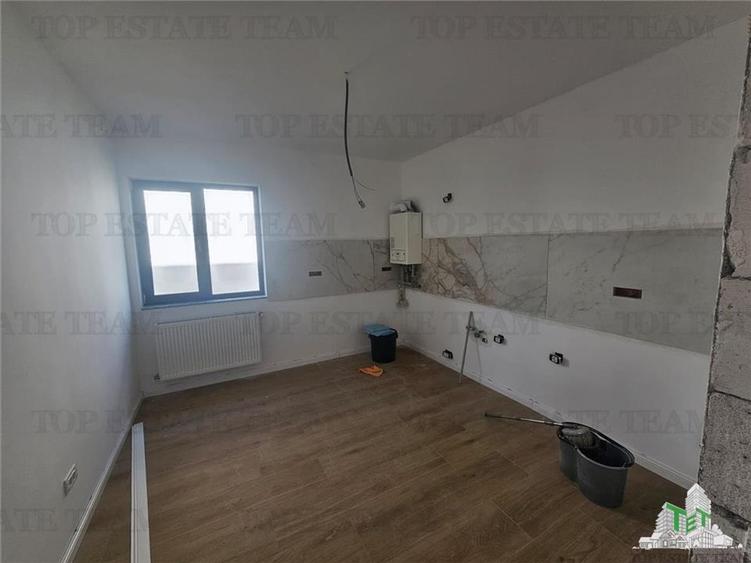 Vila lux 5 camere in Prel. Ghencea-Bragadiru - 6