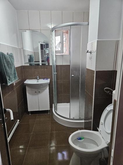 Inchiriez apartament cu 3 camere langa parcul Florilor - 6