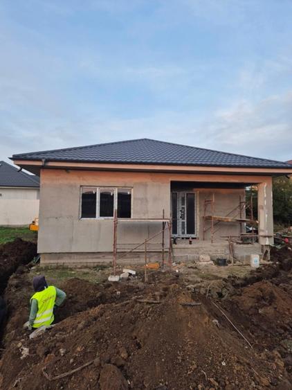 Casa moderna in Costinesti, ideala pentru locuinta sau investitie - 11