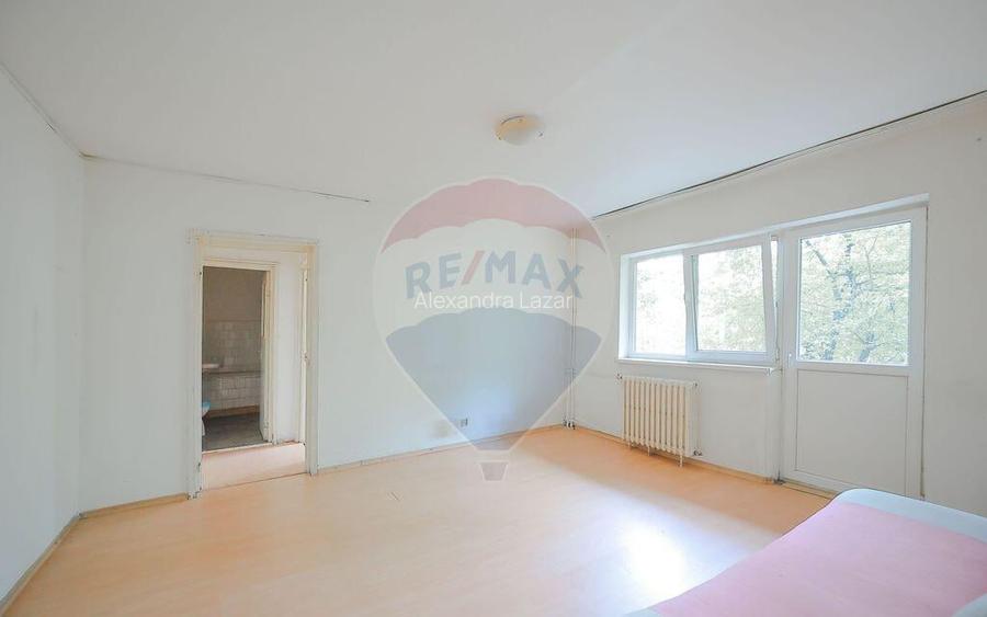 Apartament cu 2 camere de Vanzare, Etaj 1, zona Io?ia Apartament cu 2 camere de Vanzare, Etaj 1, zona Io?ia