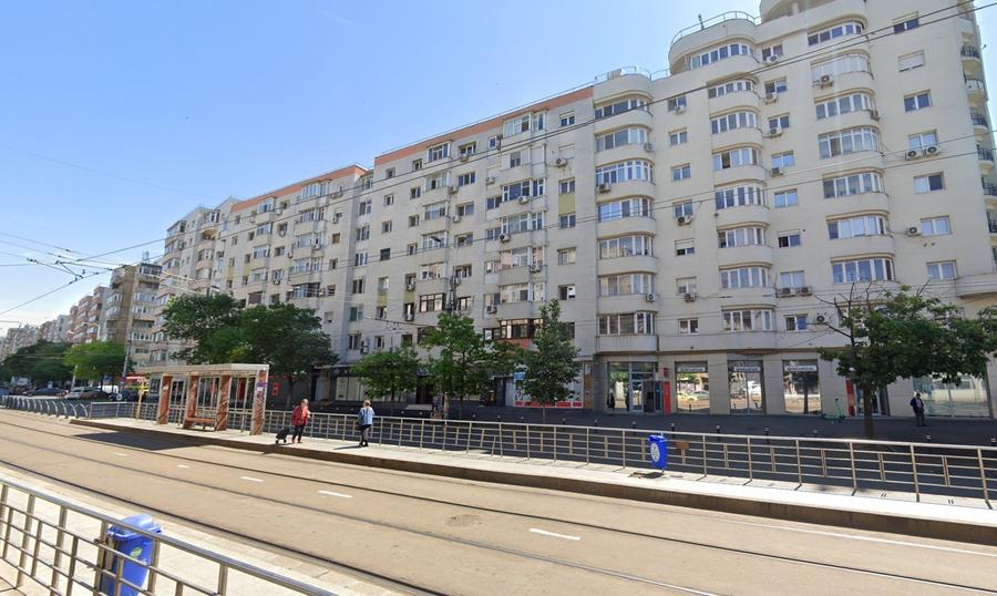 Vand spatiu pe Mosilor, 53 mp, zona cu trafic intens - 1