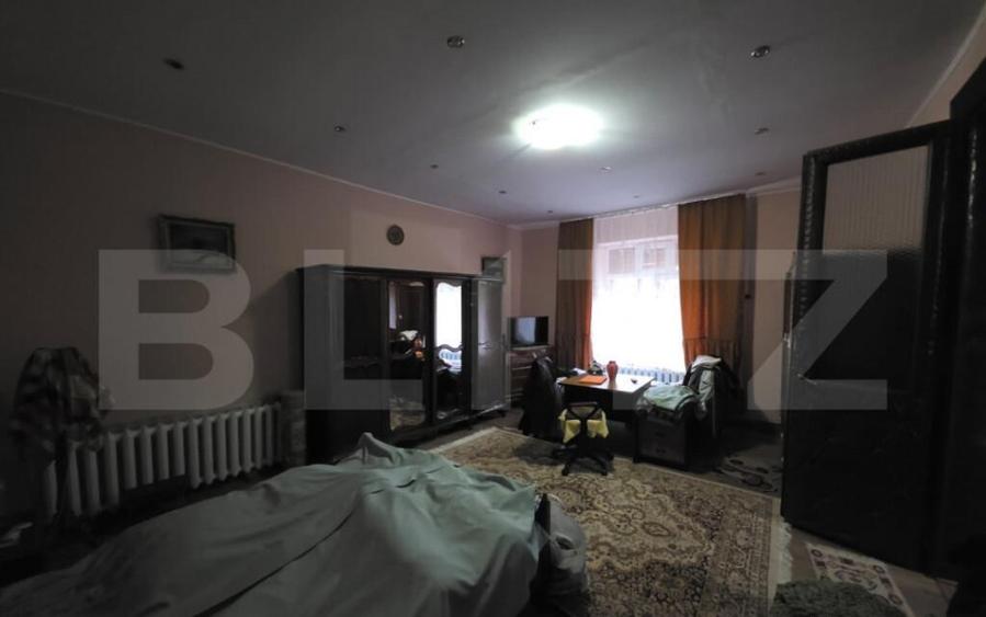 Casa, zona ultracentrala ideala pentru locuinta sau acti - 1