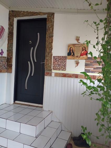 casa de vanzare . - 2