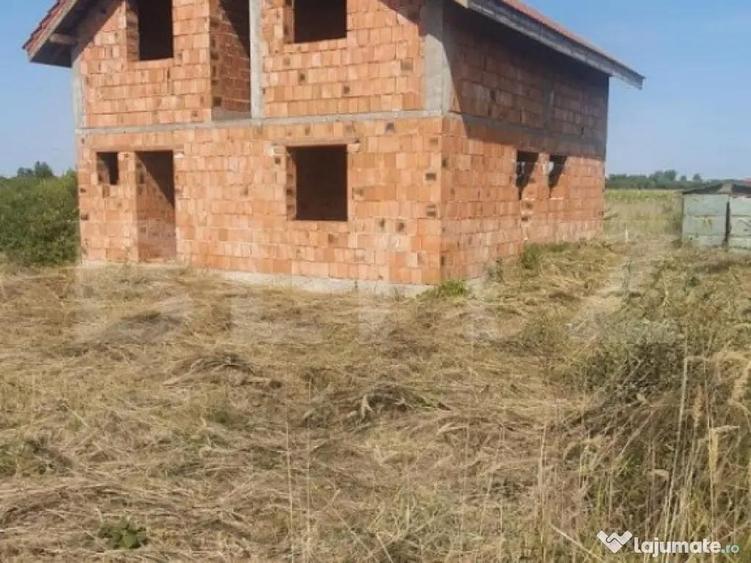 Casa de vanzare / zona Lazuri / in apropriere de centura Sat - 1