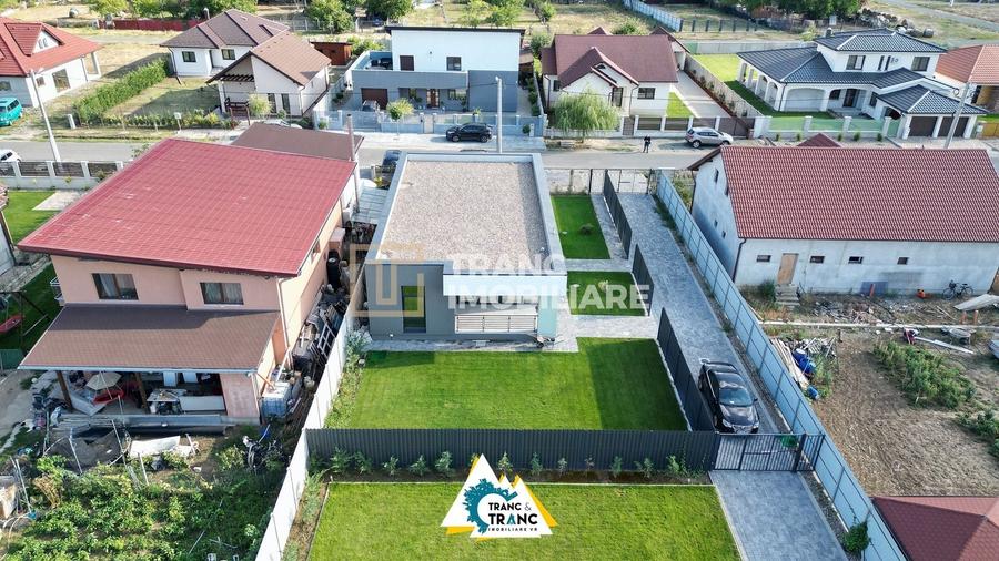 Vilă cu 4 camere în stil minimalist modern, de vânzare în Livada - 17