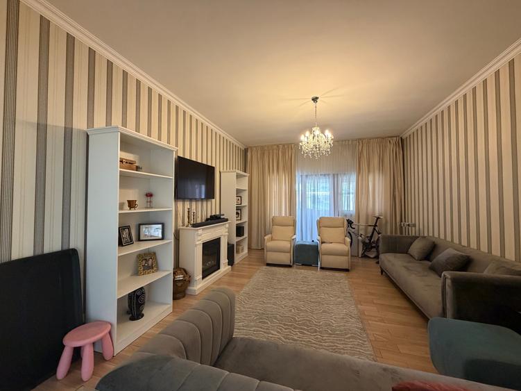 COMISION O%! EROII REVOLUTIEI - CASA INDIVIDUALA, LA CHEIE - 1