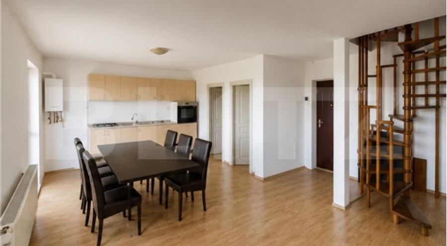 Apartament cu 3 camere decomandat, mobilat în Făgăraș