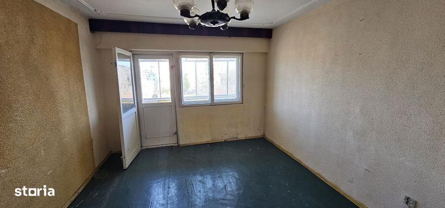 Faleza Nord , 3 camere ,2 balcoane - 5