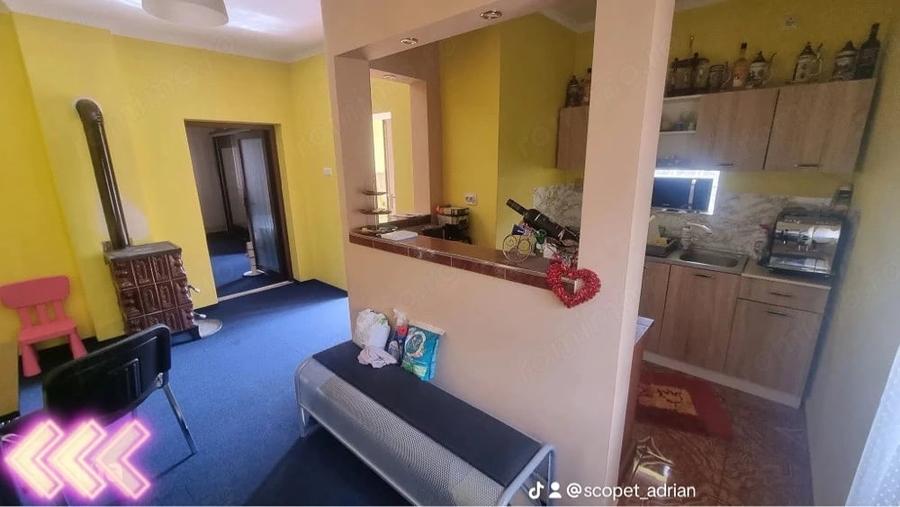Casă cu 2 camere cu Teren 1439 Mp în Cadea