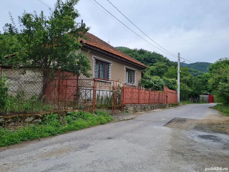 Casa de vanzare