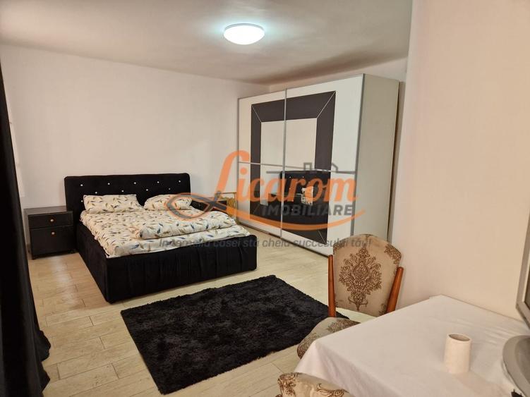 Garsoniera in casa zona Istorica Hotel Ambient,Parter.,curte comuna. - 1