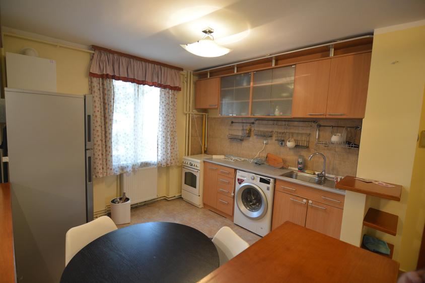 Apartament cu 3 camere cu centrala proprie zona Gării de Nord - 5
