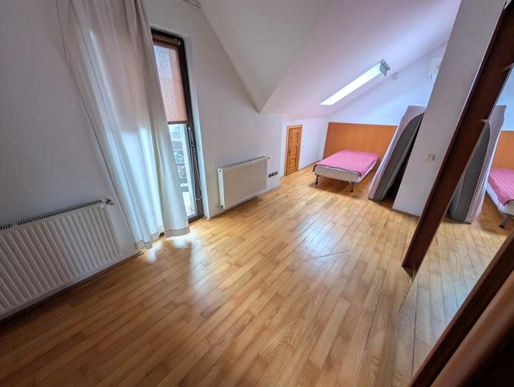 Casa 5 camere 220mp | 0 comision | Campul Pipera langa Cortina North - 32