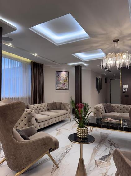 Penthouse futurist situat in Mamaia Nord - 16