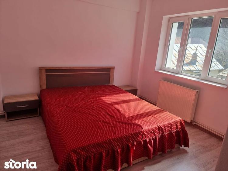 Apartament 3 camere de vanzare Azuga, centru| 55 mp | 70.000 - 7