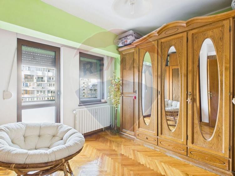 Apartament deosebit de 4 camere zona Decebal - Piata Alba Iulia - 11