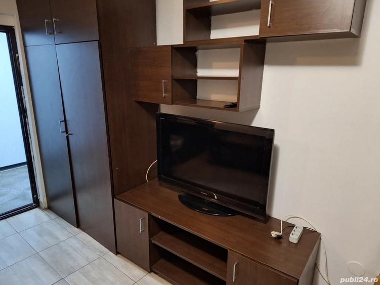 Inchiriez doua garsoniere in acela?i bloc linga Mega Mall Pantelimon si la straini - 5