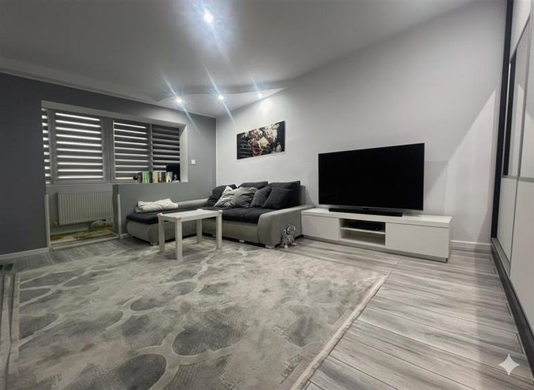 Apartament 2 camere de vanzare Nicolina - C.U.G. - 1