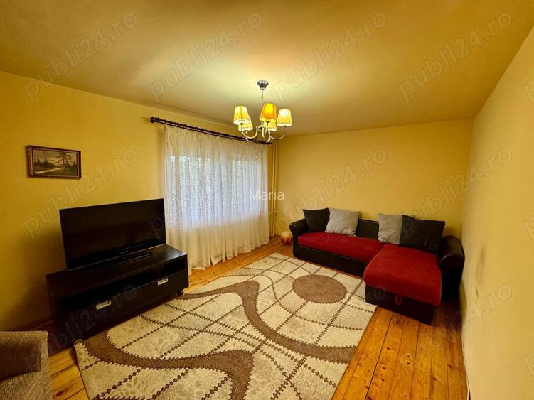 Proprietar vand apartament 2 camere decomandat, Zona Steaua, parter inalt Proprietar vand apartament 2 camere decomandat, Zona Steaua, parter inalt