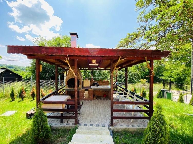 De vanzare pensiune in Valea Danului jud Arges Arges, Valea Danului 178.000 - 4
