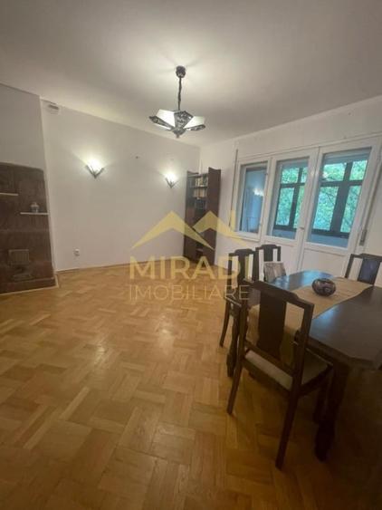 Apartament cu 3 camere în Dorobanți