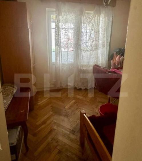 Apartament de vanzare, cu 3 camere, zona Tudor - 5