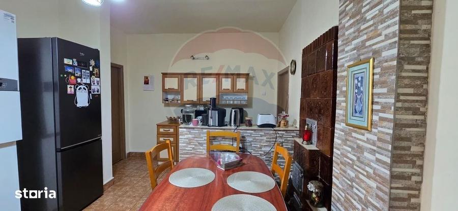 Casă cu 4 camere în Nădab