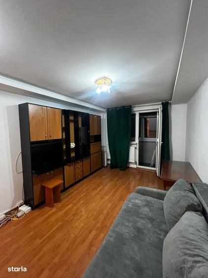 Apartament cu balcon, lift si aer conditionat in Titan - 2