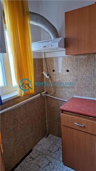 Royal Imobiliare - Vanzare garsoniera zona Vest - 4