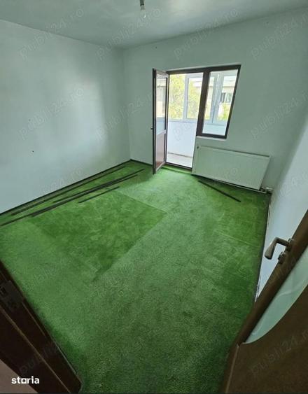 Vand Apartament 3 camere,zona Orizont - 3