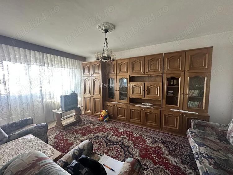 Agentia imobiliara VIGAFON vinde apartament 3 camere Bariera Bucuresti